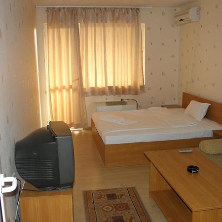 Hotel Pilevski Yukarı Cuma Dış mekan fotoğraf