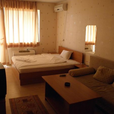 Hotel Pilevski Yukarı Cuma Dış mekan fotoğraf