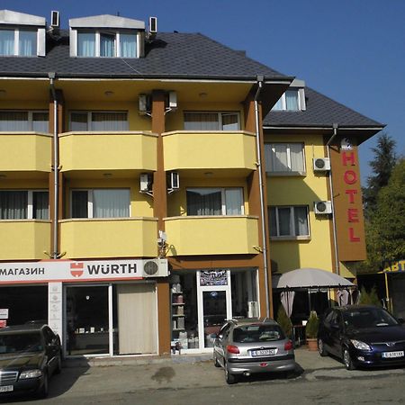 Hotel Pilevski Yukarı Cuma Dış mekan fotoğraf