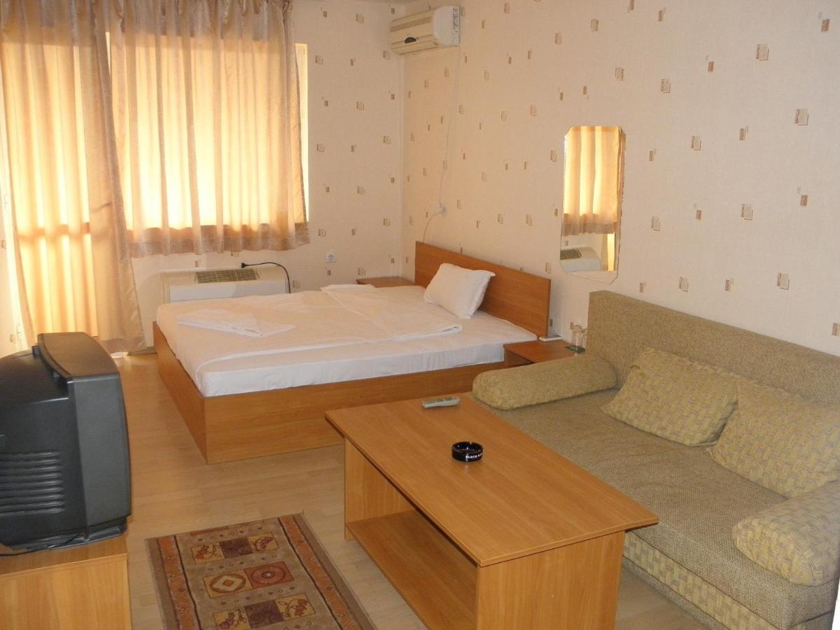 Hotel Pilevski Yukarı Cuma Oda fotoğraf