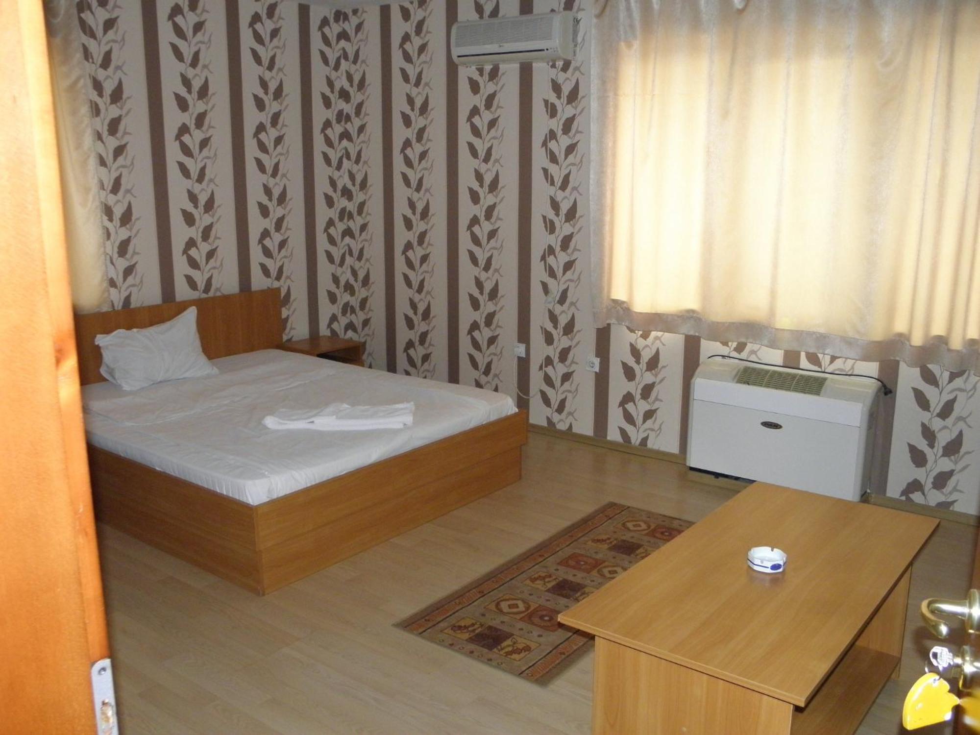 Hotel Pilevski Yukarı Cuma Dış mekan fotoğraf