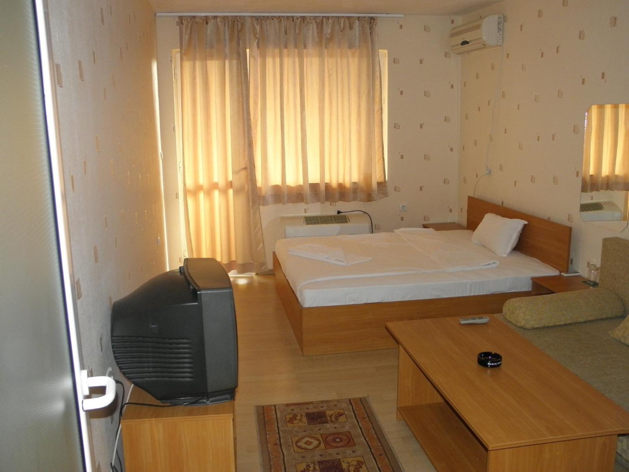 Hotel Pilevski Yukarı Cuma Dış mekan fotoğraf