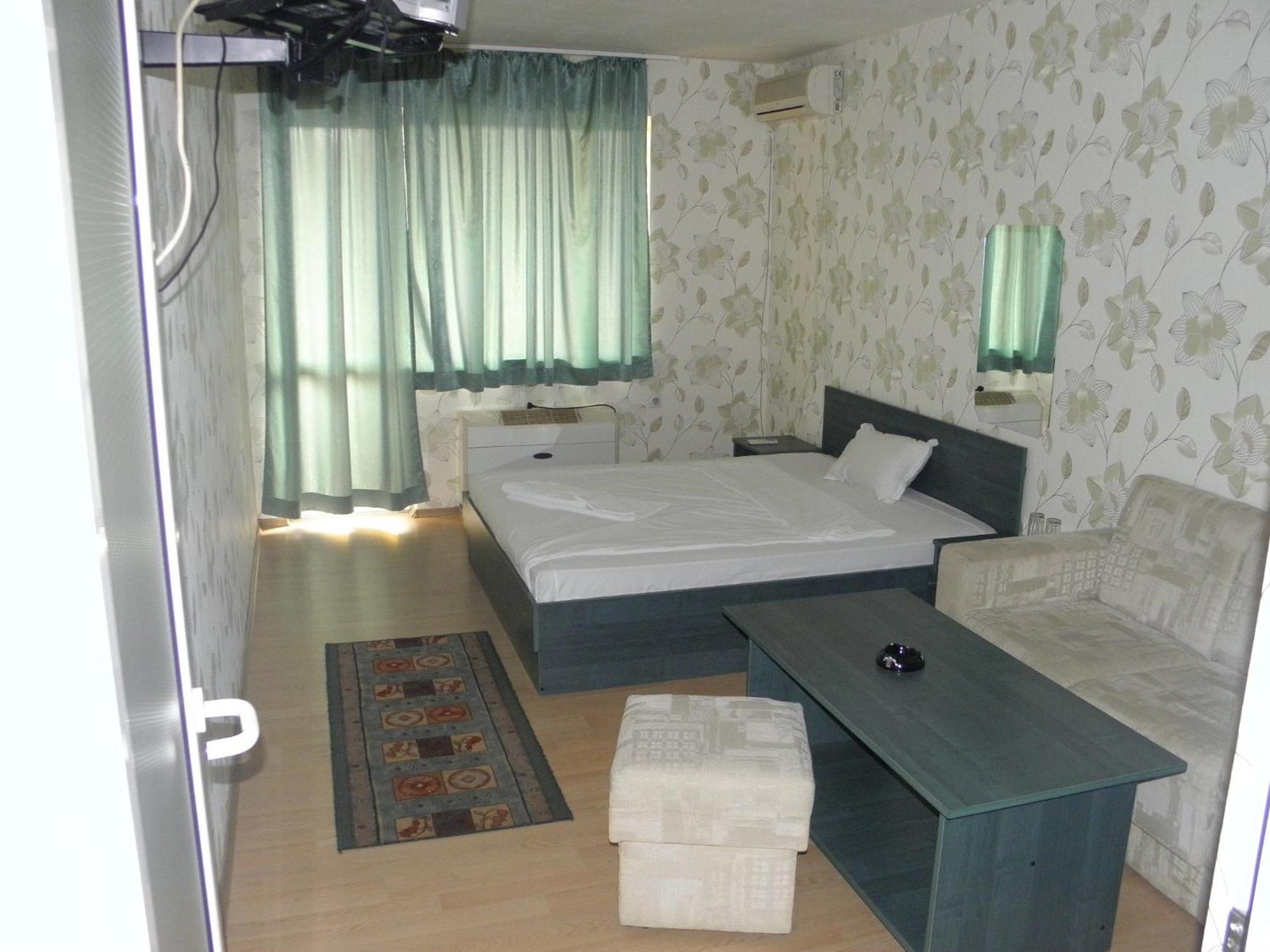 Hotel Pilevski Yukarı Cuma Dış mekan fotoğraf